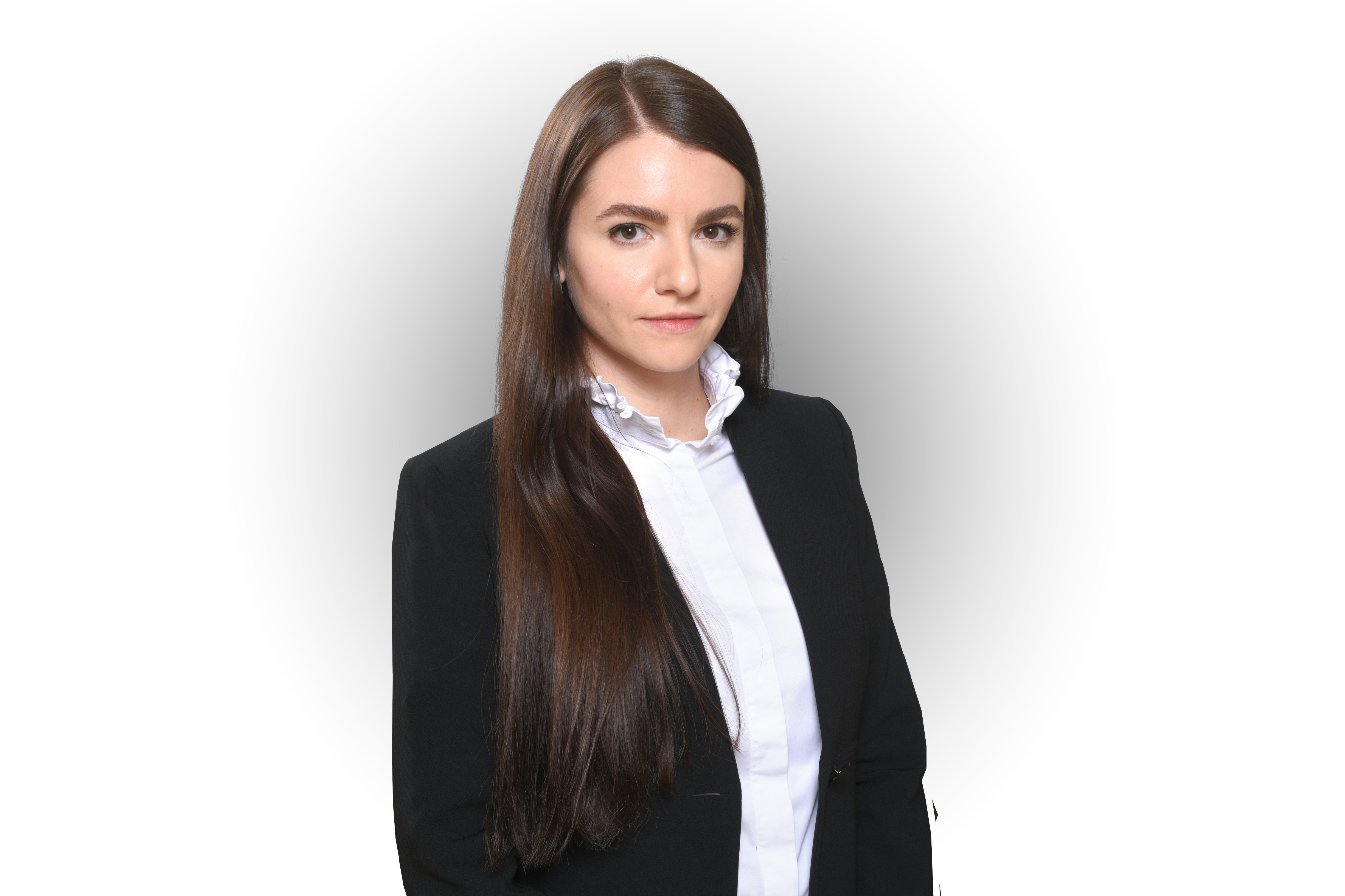 Mag. Alina Alavi Kia